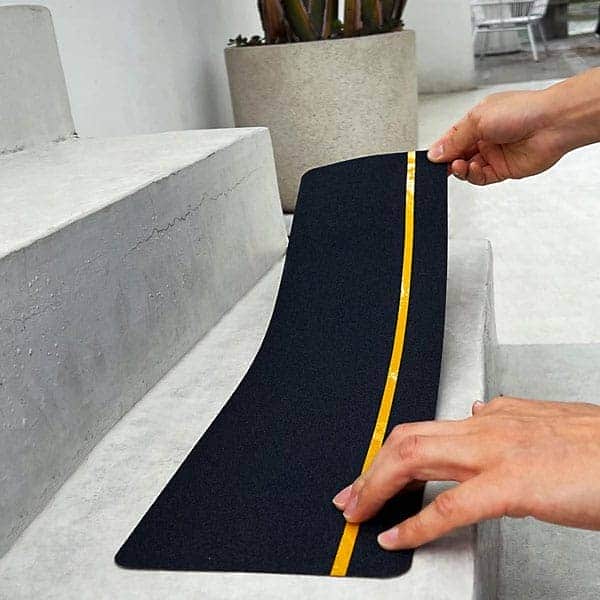 Heavy Duty Weather Resistant Comfortable Anti-Slip Tape For All Slippery Surfaces - Pack of 10